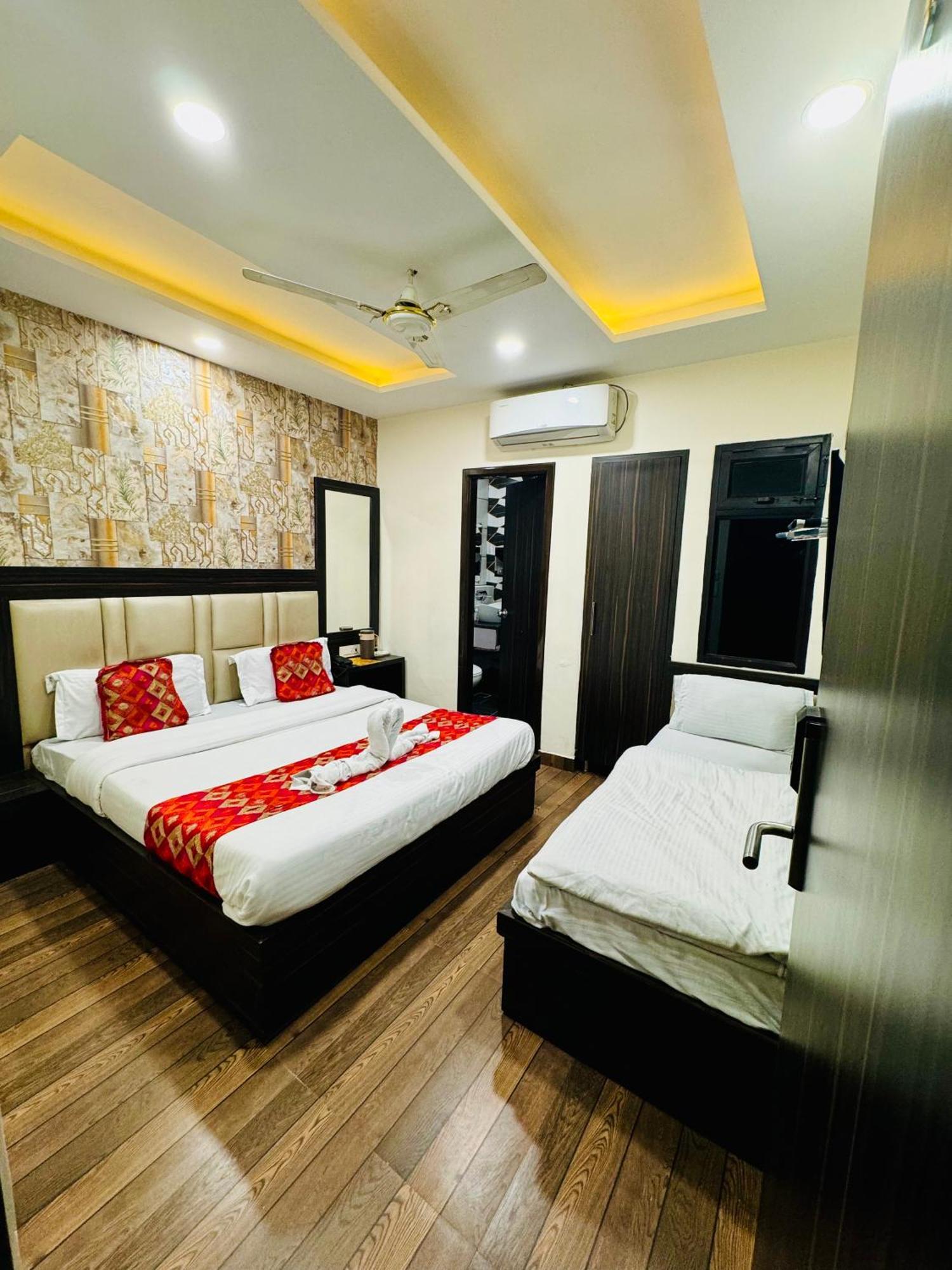 Hotel Kabir Residency アムリトサル エクステリア 写真